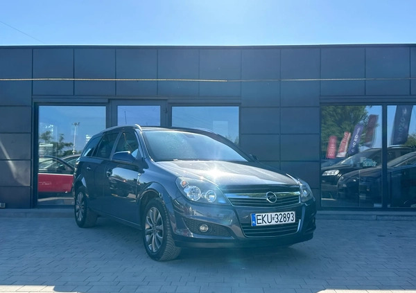 Opel Astra cena 14900 przebieg: 200000, rok produkcji 2010 z Zagórz małe 407